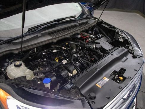 Used 2020 Ford Edge SEL image 29