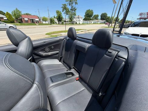 Used 2015 BMW M4 Convertible RWD image 25