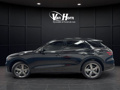 Used 2024 Genesis GV70 2.5T w/ Sport Prestige Package AWD/4WD image 4