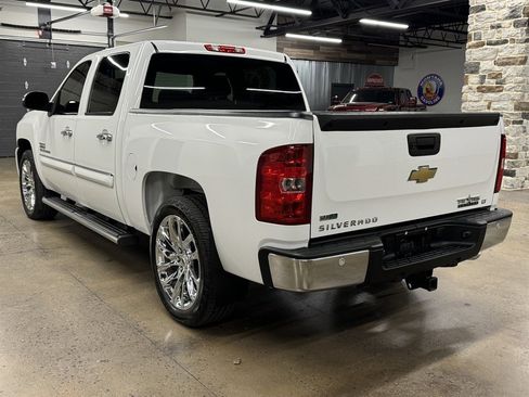 Used 2011 Chevrolet Silverado 1500 LT w/ Texas Edition RWD image 10
