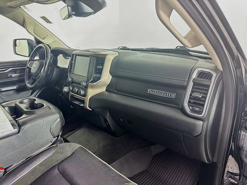 Used 2022 RAM 1500 Laramie AWD/4WD image 30