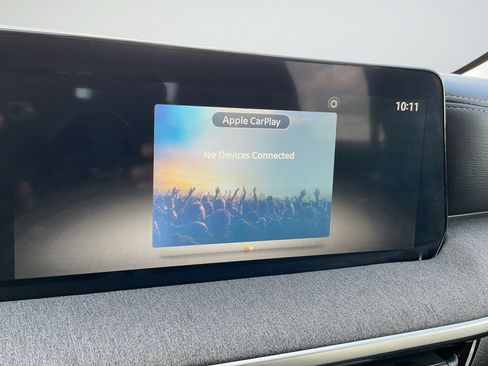 Used 2025 Nissan Kicks SV FWD image 10