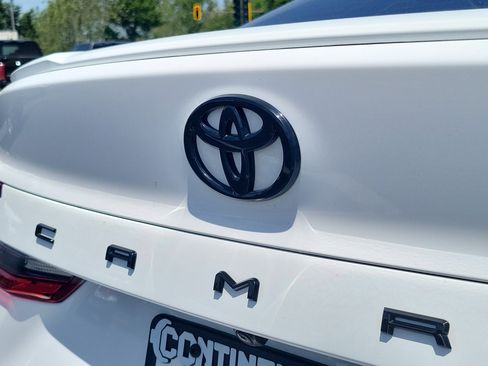 Certified 2025 Toyota Camry SE w/ Convenience Package AWD/4WD image 8