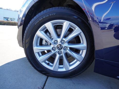 Certified 2024 Toyota Corolla LE w/ LE Convenience Package image 13