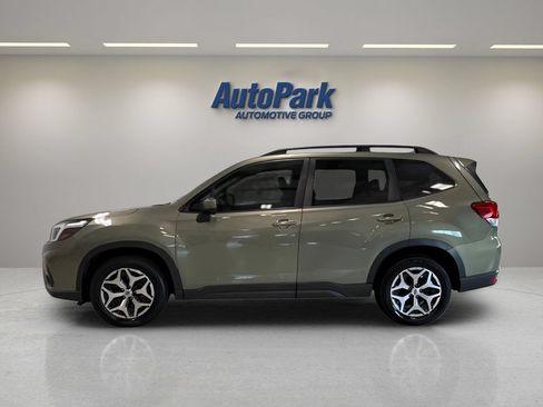 Used 2020 Subaru Forester Premium w/ Popular Package #1 AWD/4WD image 4