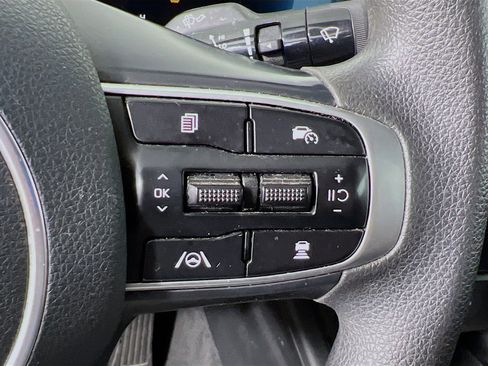 Used 2025 Kia K5 LXS image 15