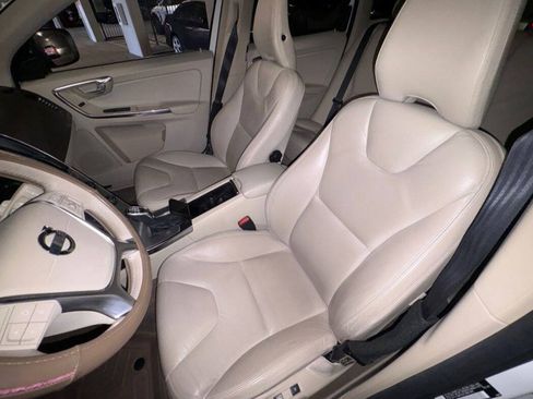 Used 2013 Volvo XC60 3.2 FWD image 12