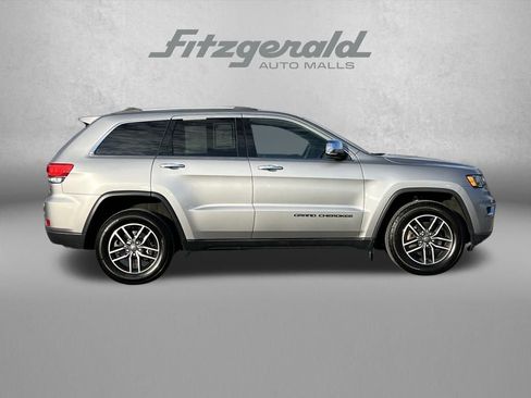 Used 2019 Jeep Grand Cherokee Limited image 3