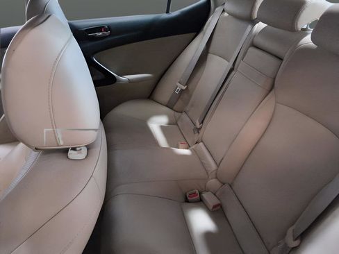 Used 2007 Lexus IS 250 AWD image 16