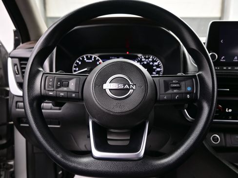 Used 2023 Nissan Rogue SV AWD/4WD image 24