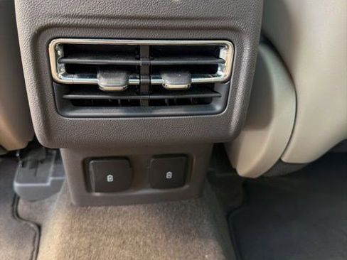 Used 2023 Lincoln Corsair FWD w/ Equipment Group 101A image 21