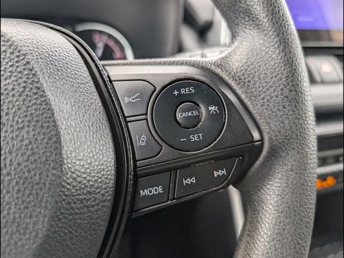 Used 2024 Toyota RAV4 XLE image 20