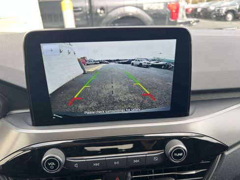 Used 2025 Ford Escape Active image 19