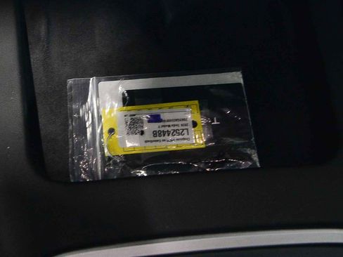 Used 2024 Tesla Model Y Long Range image 17