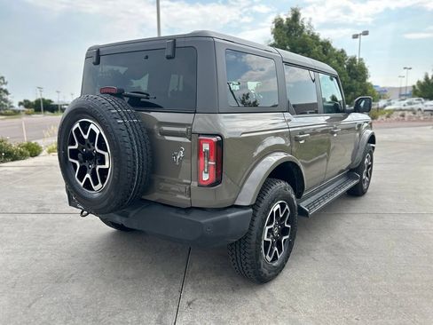 Used 2025 Ford Bronco Outer Banks AWD/4WD image 8