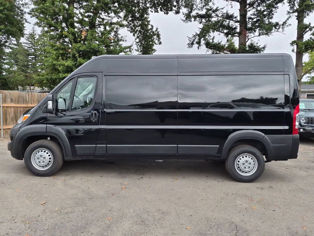 New 2027 RAM ProMaster 2500 w/ Convenience Group FWD image 4