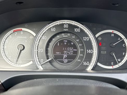 Used 2016 Honda Accord EX-L image 27