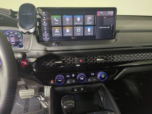 Used 2023 Honda Accord Sport image 18