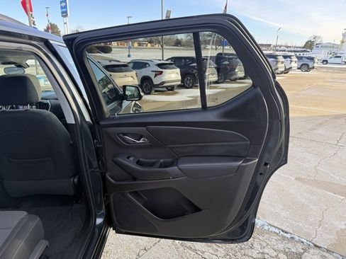 Used 2019 Chevrolet Traverse LT w/ LPO, Floor Liner Package image 16