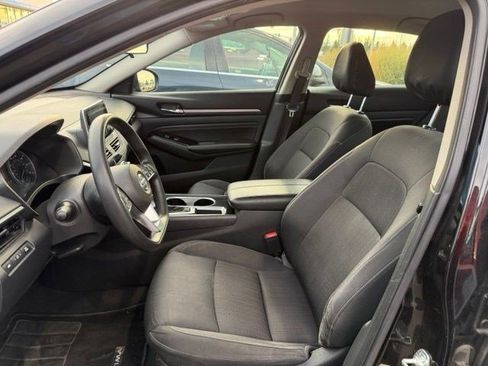 Used 2021 Nissan Altima 2.5 SV FWD image 18