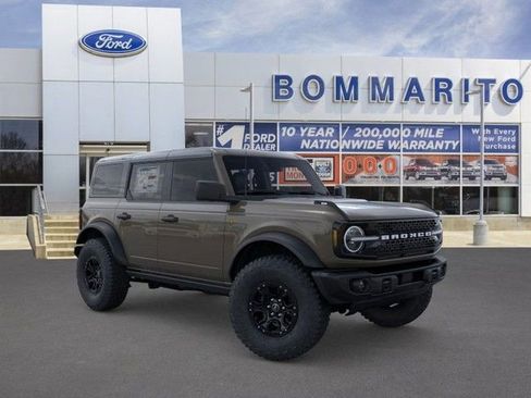 New 2026 Ford Bronco Badlands image 7
