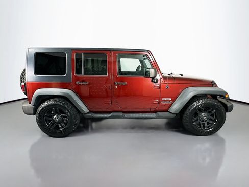 Used 2010 Jeep Wrangler Unlimited Sport RWD image 8