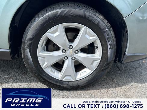 Used 2014 Subaru Forester 2.5i AWD/4WD image 24