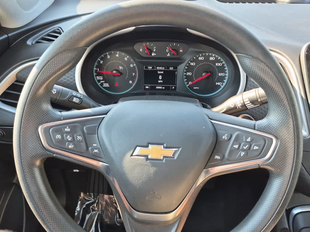 Used 2025 Chevrolet Malibu LT FWD image 16