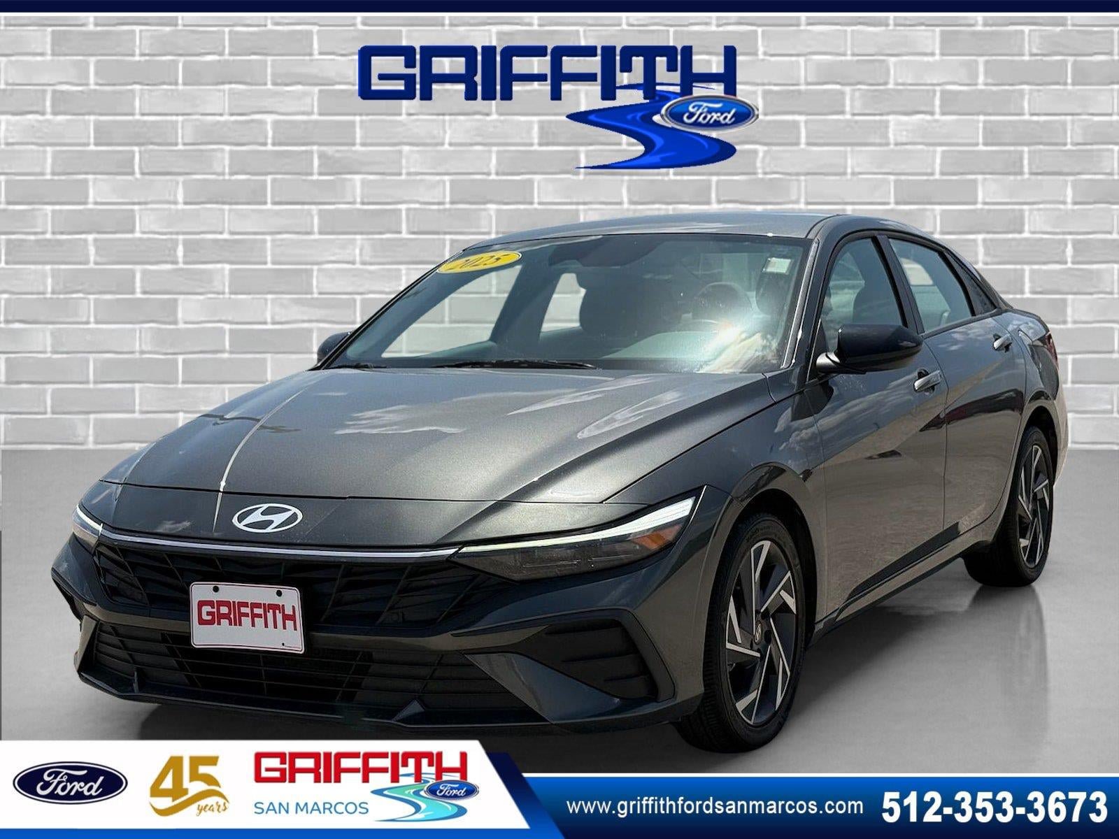Used 2025 Hyundai Elantra Sport FWD image 1