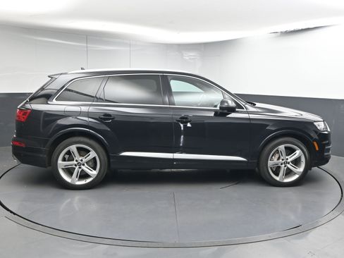 Used 2019 Audi Q7 3.0T Prestige image 9