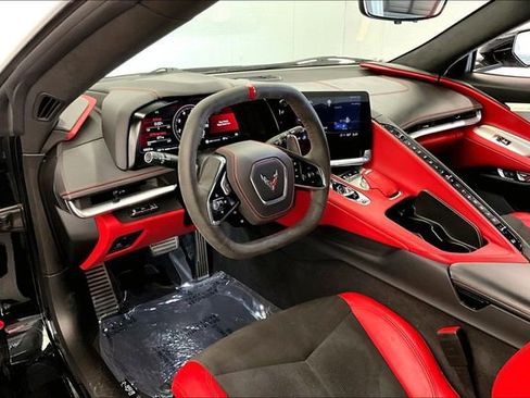 Used 2023 Chevrolet Corvette Stingray Premium Cpe w/ Battery Protection Package RWD image 16