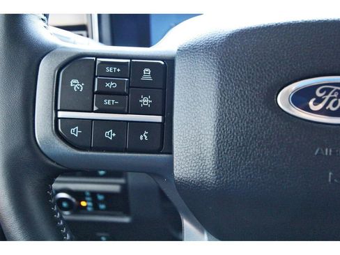 Used 2024 Ford F350 Lariat w/ Lariat Ultimate Package AWD/4WD image 18