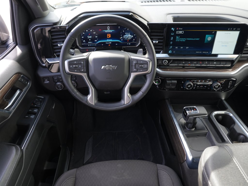 Used 2024 Chevrolet Silverado 1500 RST w/ Redline Edition AWD/4WD image 22