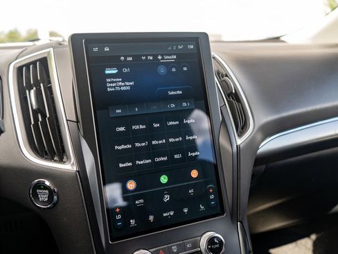 Used 2024 Ford Edge Titanium image 29