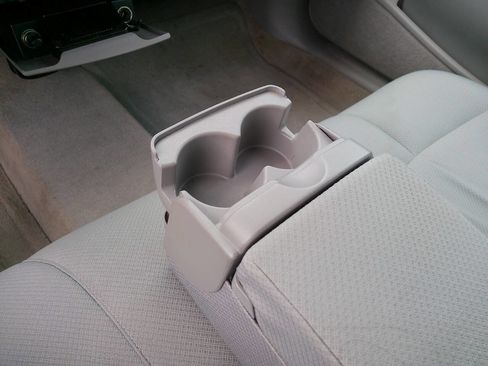 Used 2004 Buick Le Sabre Custom image 9