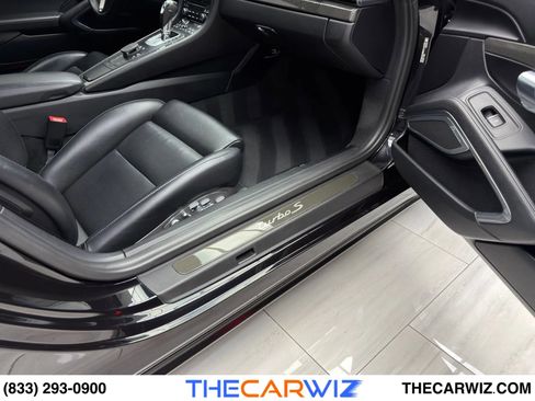 Used 2019 Porsche 911 Turbo S image 50