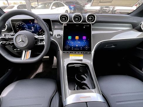 New 2026 Mercedes-Benz GLC 300 image 8