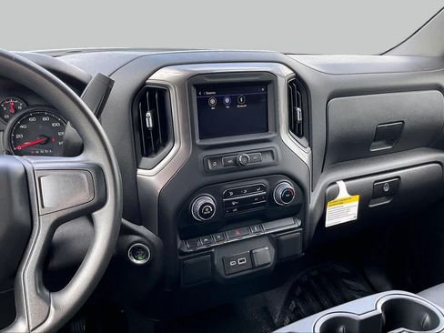 Used 2024 Chevrolet Silverado 1500 W/T w/ Trailering Package AWD/4WD image 7