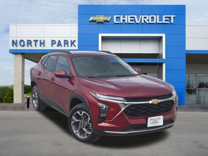 Used 2024 Chevrolet Trax LT w/ Driver Confidence Package