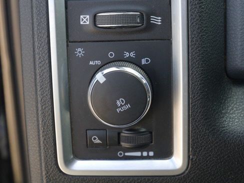 Used 2015 RAM 2500 Big Horn AWD/4WD image 17