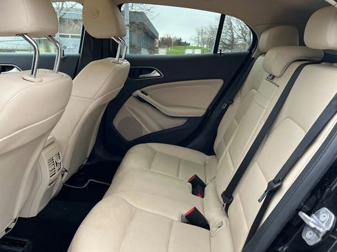 Used 2018 Mercedes-Benz GLA 250 4MATIC image 10