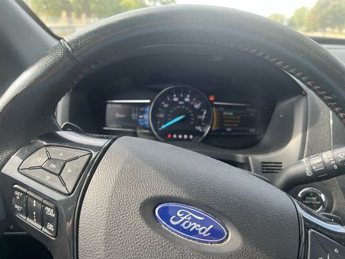 Used 2018 Ford Explorer Sport w/ Equipment Group 401A AWD/4WD image 12