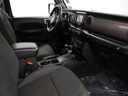 Used 2020 Jeep Wrangler Sport AWD/4WD image 43
