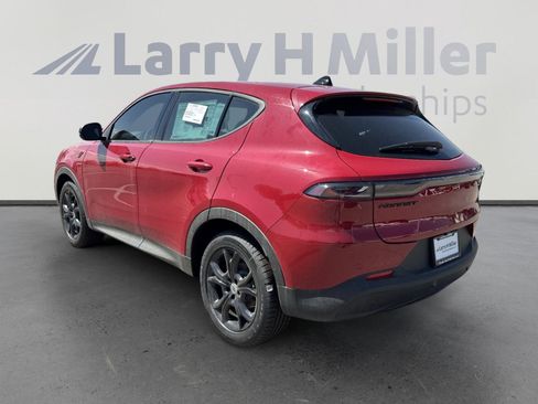 New 2025 Dodge Hornet GT w/ GT Blacktop Package image 6