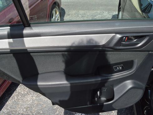 Used 2018 Subaru Outback 2.5i AWD/4WD image 13