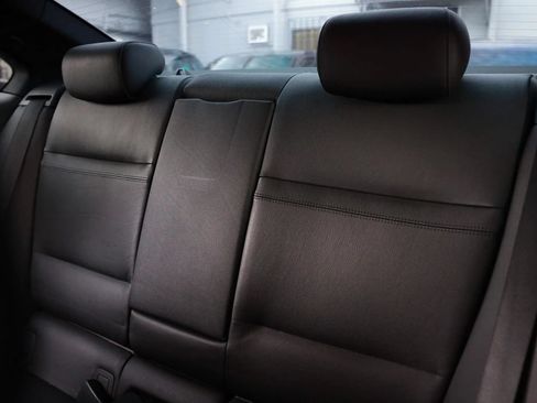 Used 2013 BMW 335is Coupe RWD image 19