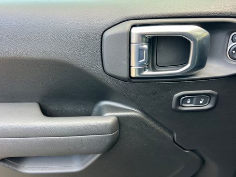 New 2026 Jeep Wrangler Unlimited Sport AWD/4WD image 11