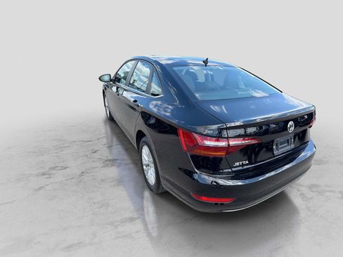 Used 2019 Volkswagen Jetta S w/ Driver Assistance Package FWD image 4