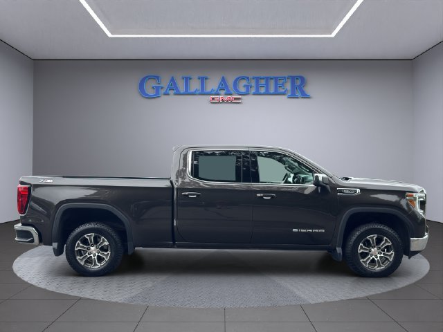 Used 2021 GMC Sierra 1500 SLE w/ X31 Off-Road Package AWD/4WD image 3