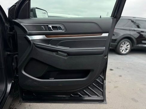 Used 2018 Ford Explorer Limited w/ Equipment Group 301A image 16
